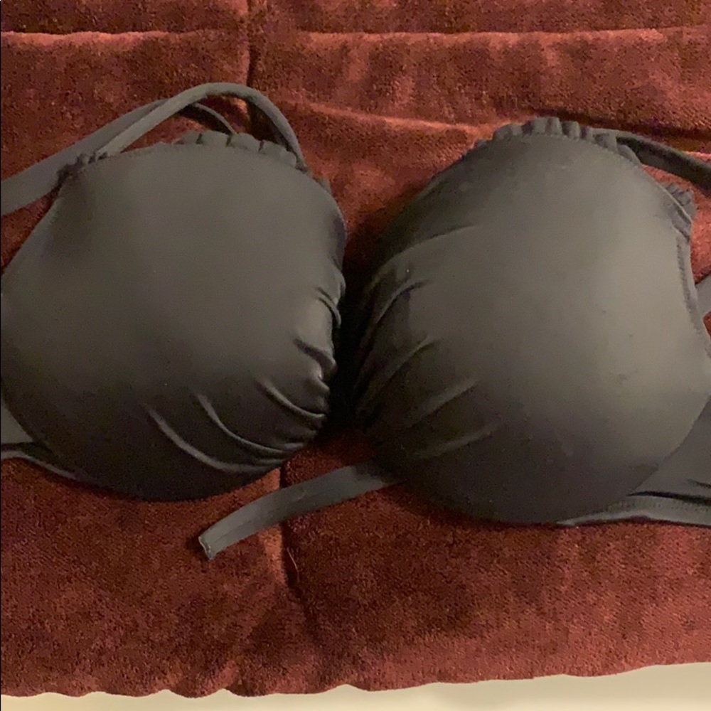 Bathing suit top , 34DDD.